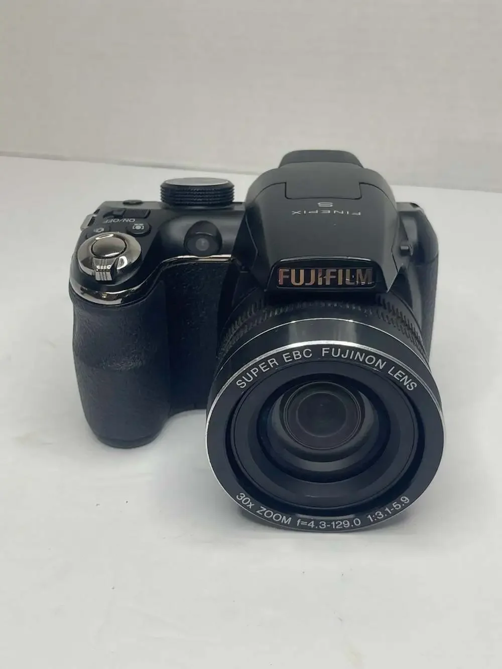 Fujifilm FinePix S4300 14MP Digital Camera with 30x Optical Zoom